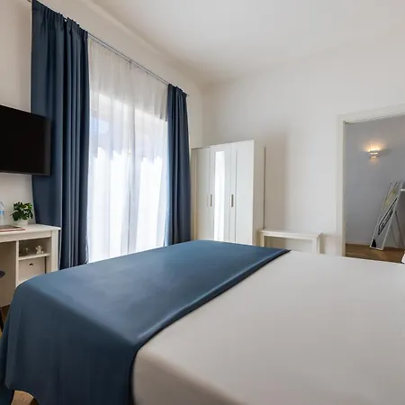 L'altalena بيت ضيافة فيوميتشينو